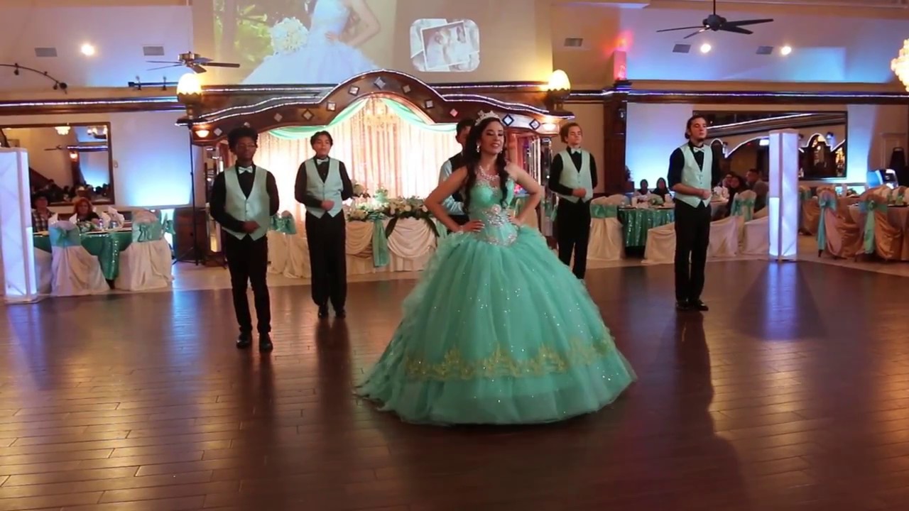 Quinceanera Vals - Flashlight by Jessie J (Pitch Perfect 2) | XV Choreography