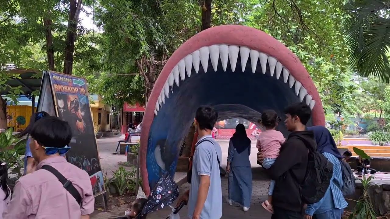 Kebun Binatang Surabaya 2026.