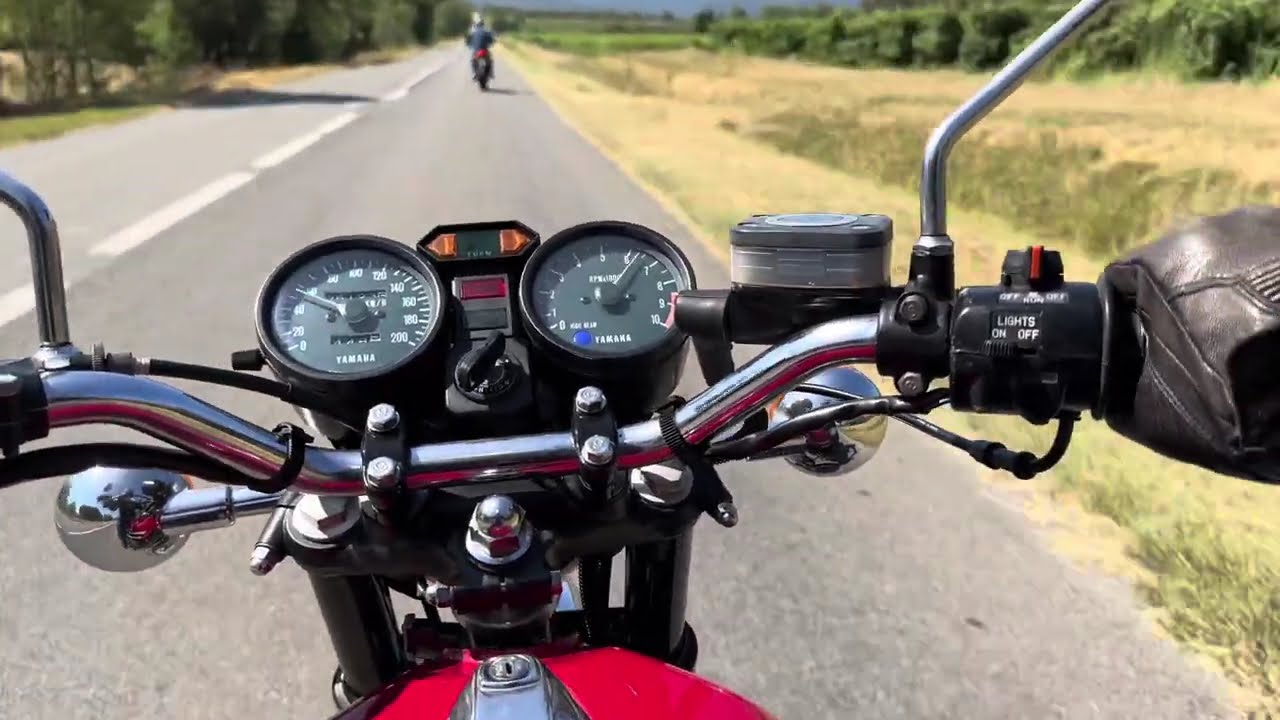 Yamaha RD250 ride out. French countryside Trebes to Lagrasse