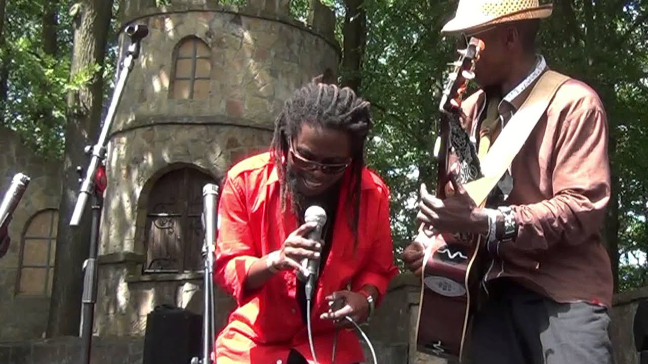 Teta - 12 - LIVE at Afrikafestival Hertme 2014