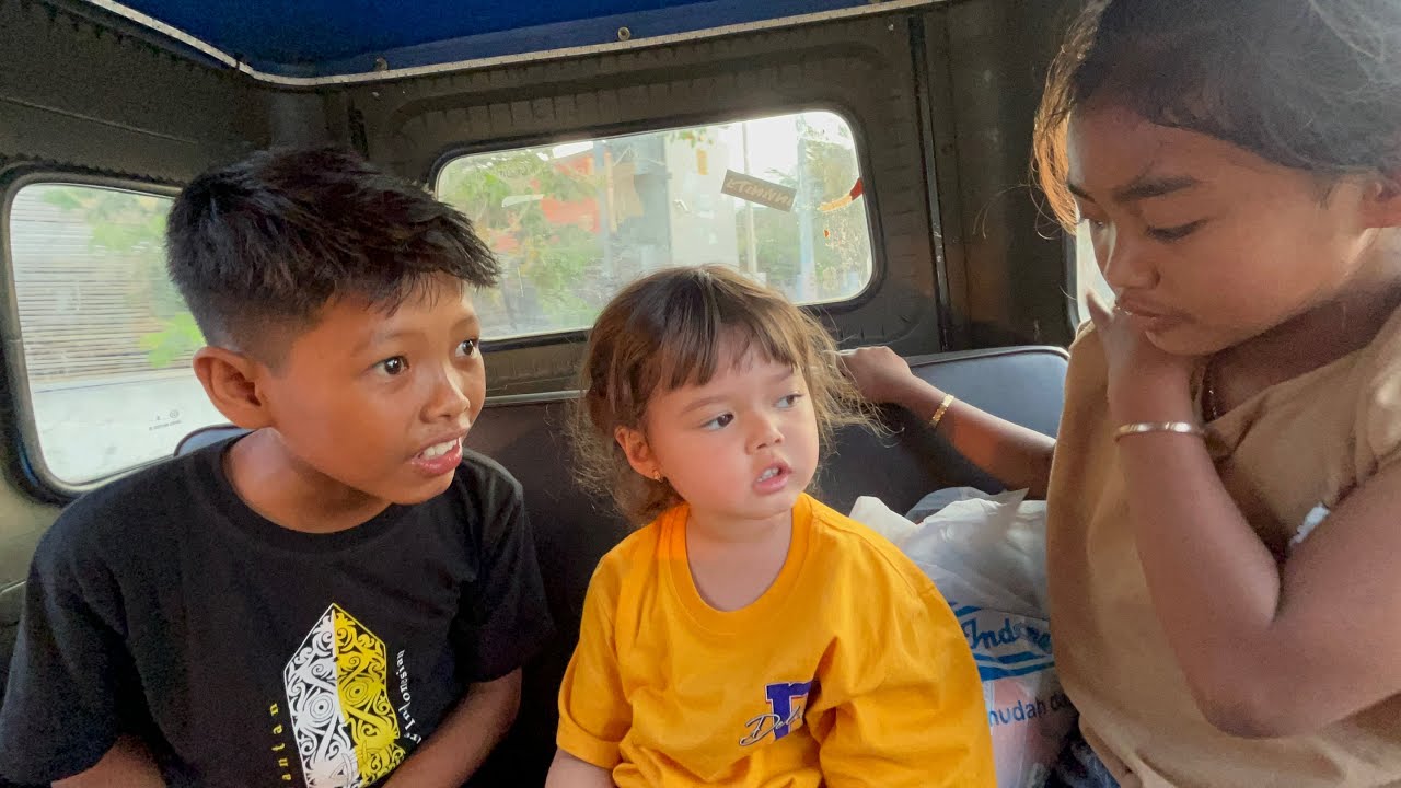 PODO MUMET RAISO BOSO INGGRIS ! - Ajak Kimberly naik bajaj dan beli jajan di warung 🤯😂😭🤣🌊🔥❤️❌✅