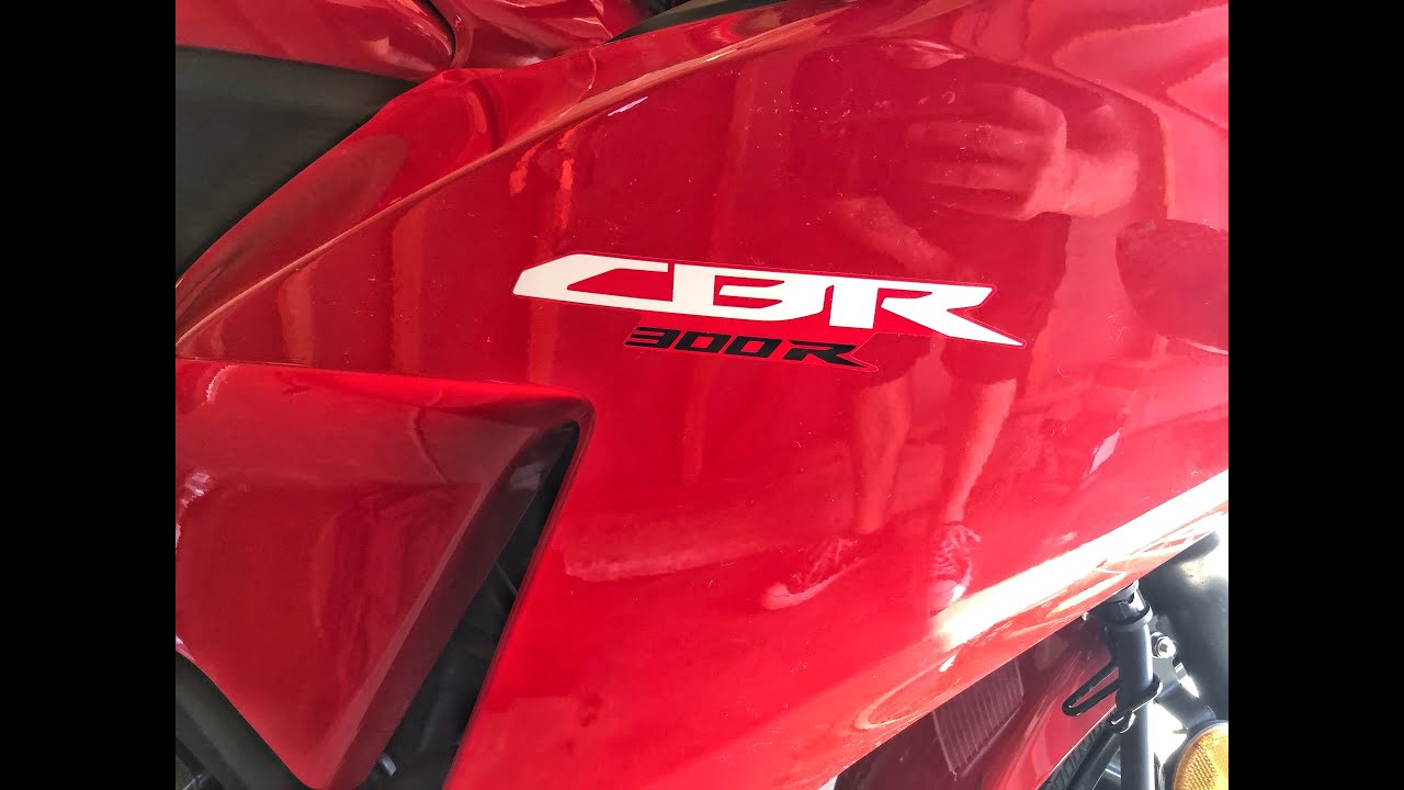 Honda CBR 300R Oil Change