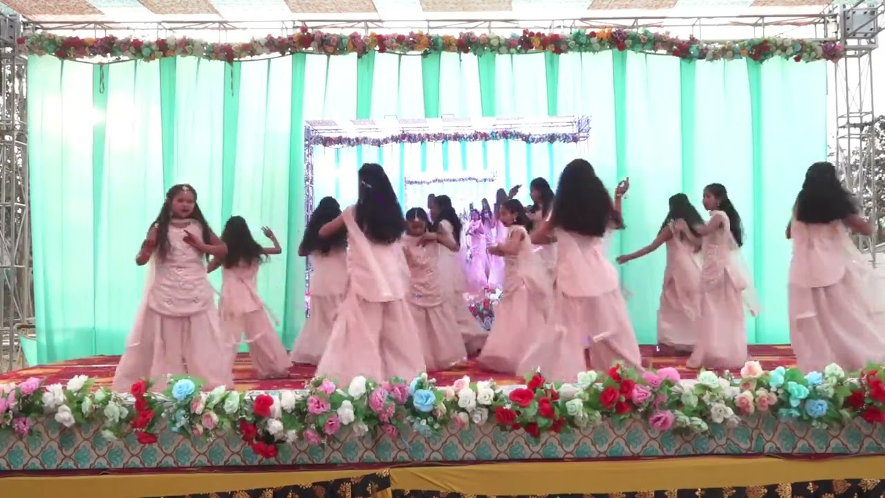 Welcome Dance // Song Har Taraf Har Jagah //choreography by Aaysha Khan