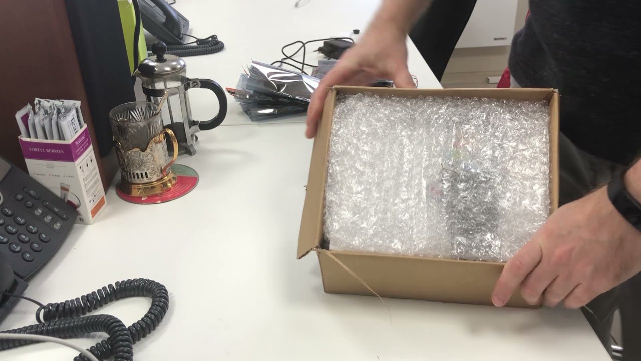 unboxing Samsung sm-p200. Планшет со стилусом и FullHD. Пересылка из США силами Qwintry/Бандеролька