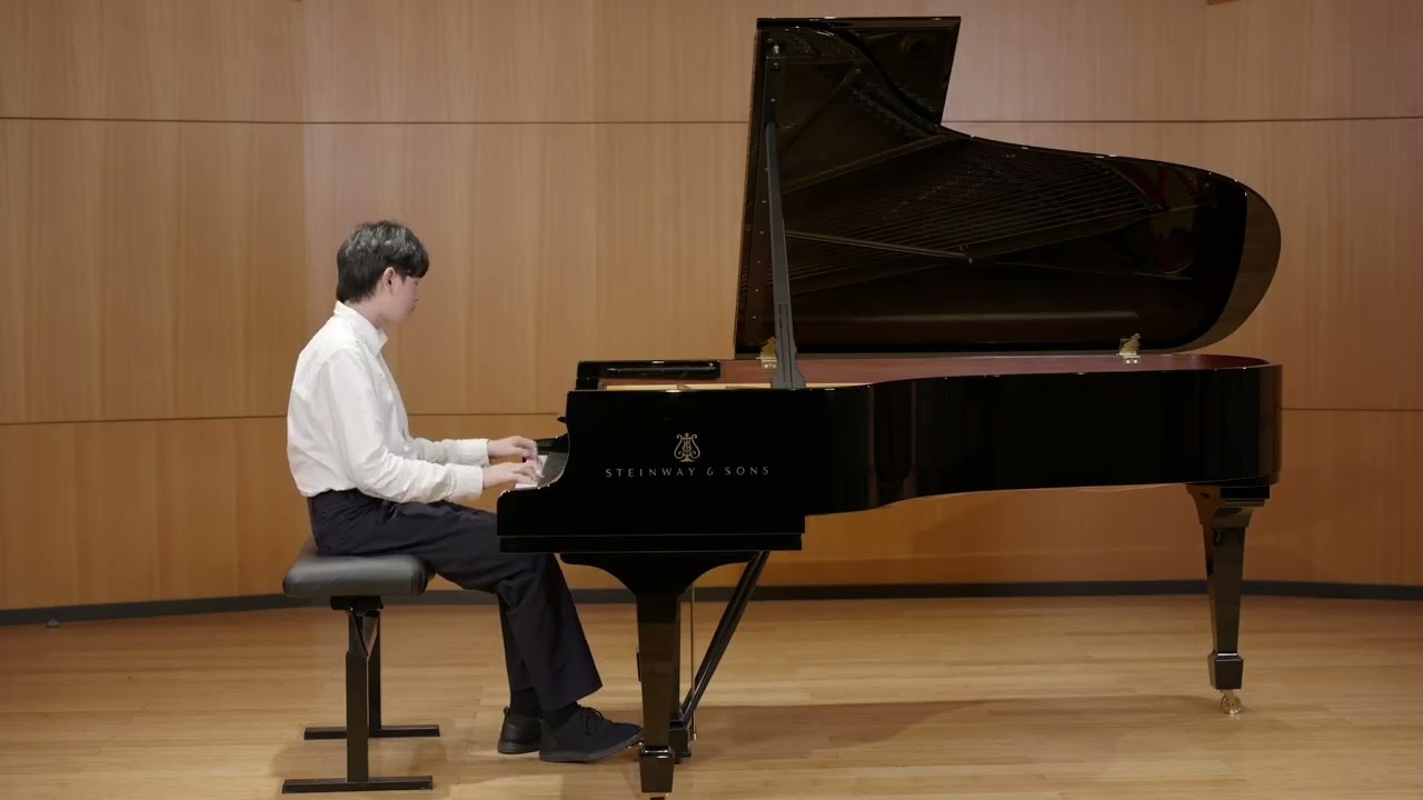 F. Chopin  Waltz  Op.69,  No2