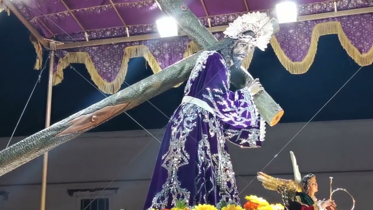 Por la via dolorosa - Ministerio CORAZON DE MARIA de Juayua, Sonsonate, EL Salvador
