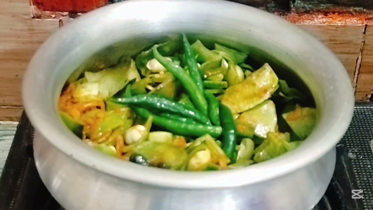 আজকের মজাদার রান্না বান্না সিম আর কালিয়ারা মাছ👍👍👍