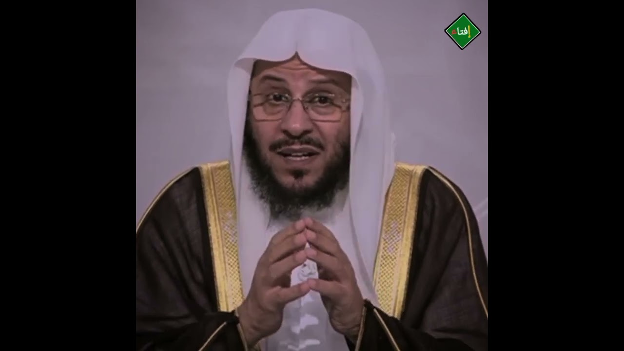 تقول صديقتي متبرجه وغير صالحة فهل ابقى معاها وانصحها أو ابتعد عنها؟الشيخ عزيز العنزي 