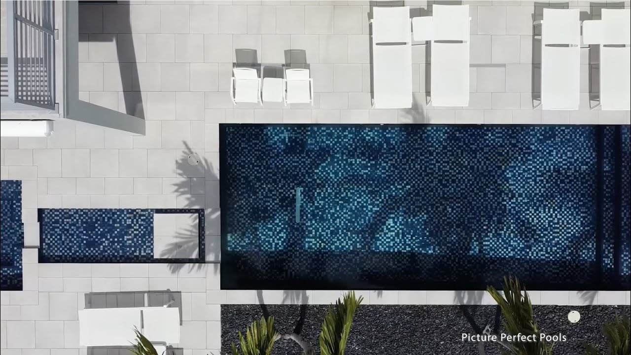 Lightstreams Glass Swimming Pool Tile