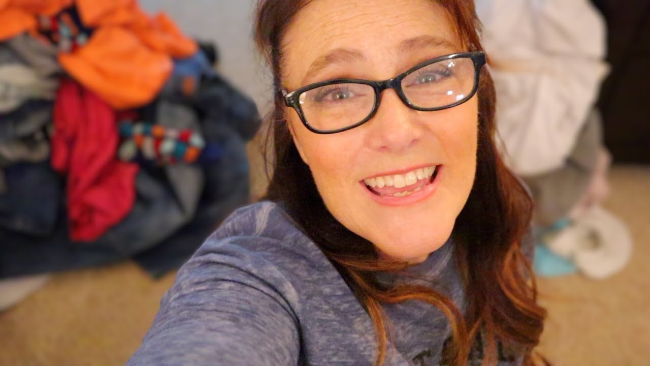 I Conquered My Laundry Mountain (And Went On Vacation!)