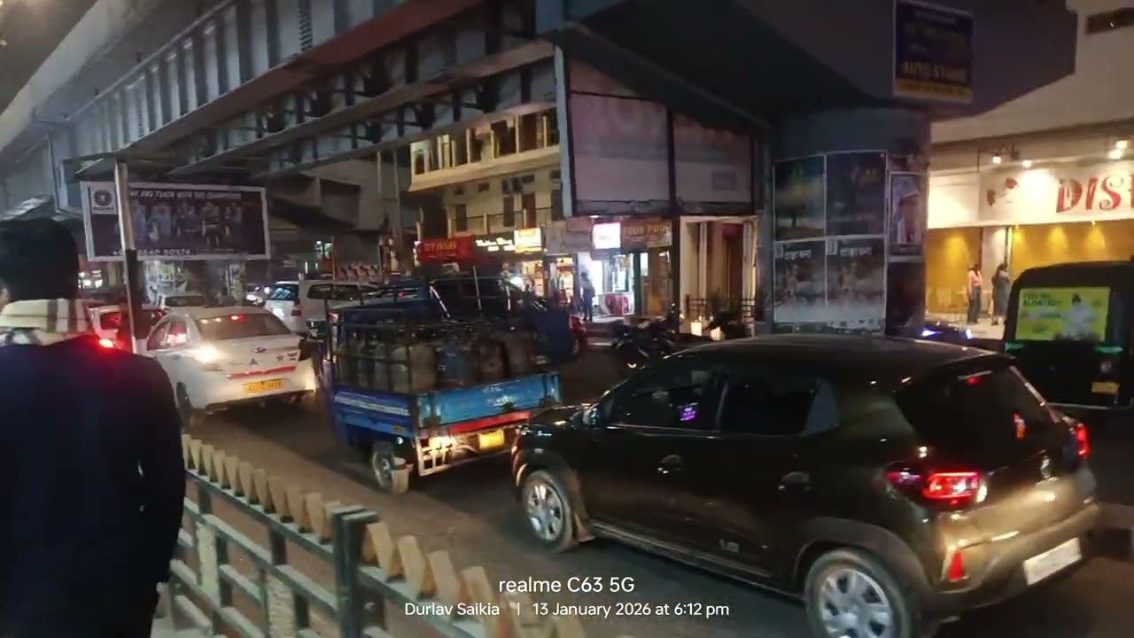 গণেশ গুৰি gonesh Gouri Nearby Video - Guwahati's night life 