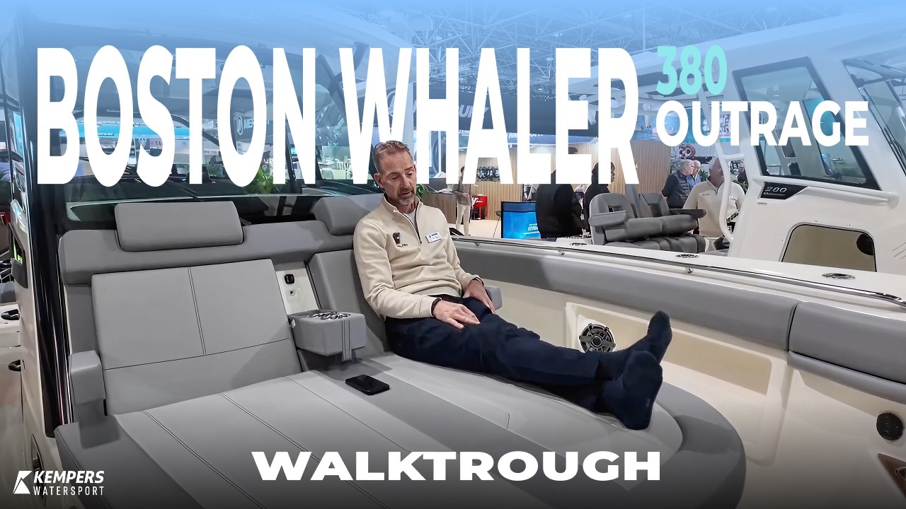 Boston Whaler 380 Outrage Walkthrough | Full Tour & Features @boot Düsseldorf 