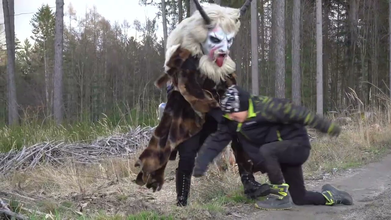 Krampus_dabel  - Chase