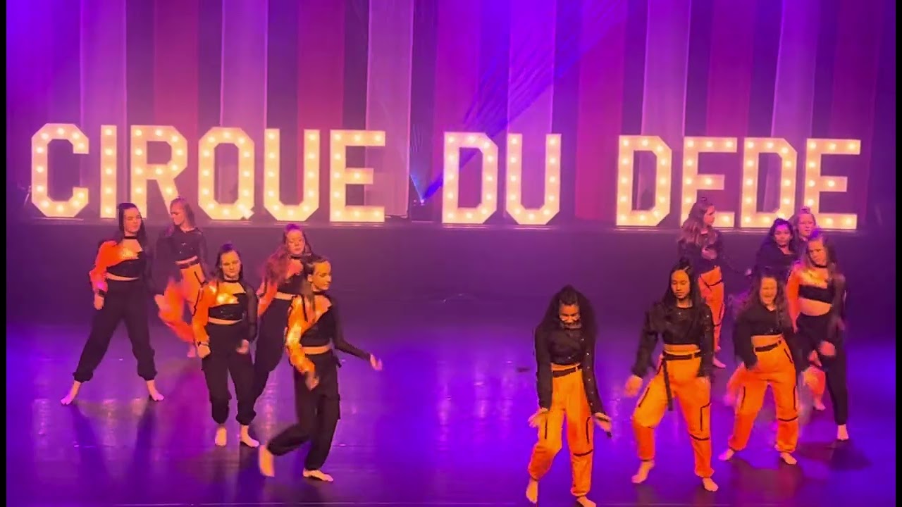 #jeetuandbhuvivlogs Jeetu Performance In DEDE dance 💃🏽