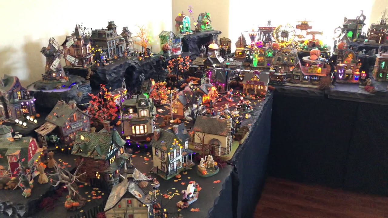 Department 56 (and Lemax Spooky Town) Halloween Village (2020)