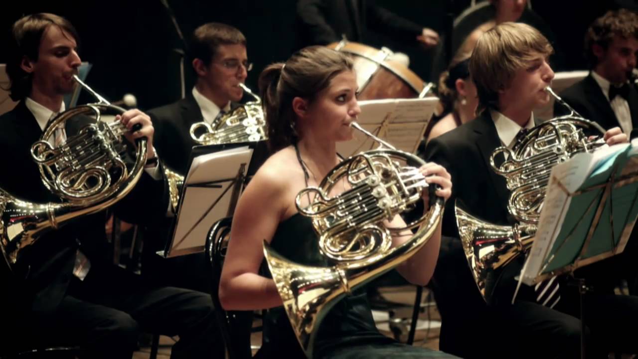 Zwischen Inseln - Dokumentarfilm mit Pippo Pollina & dem Jugend Sinfonieorchester