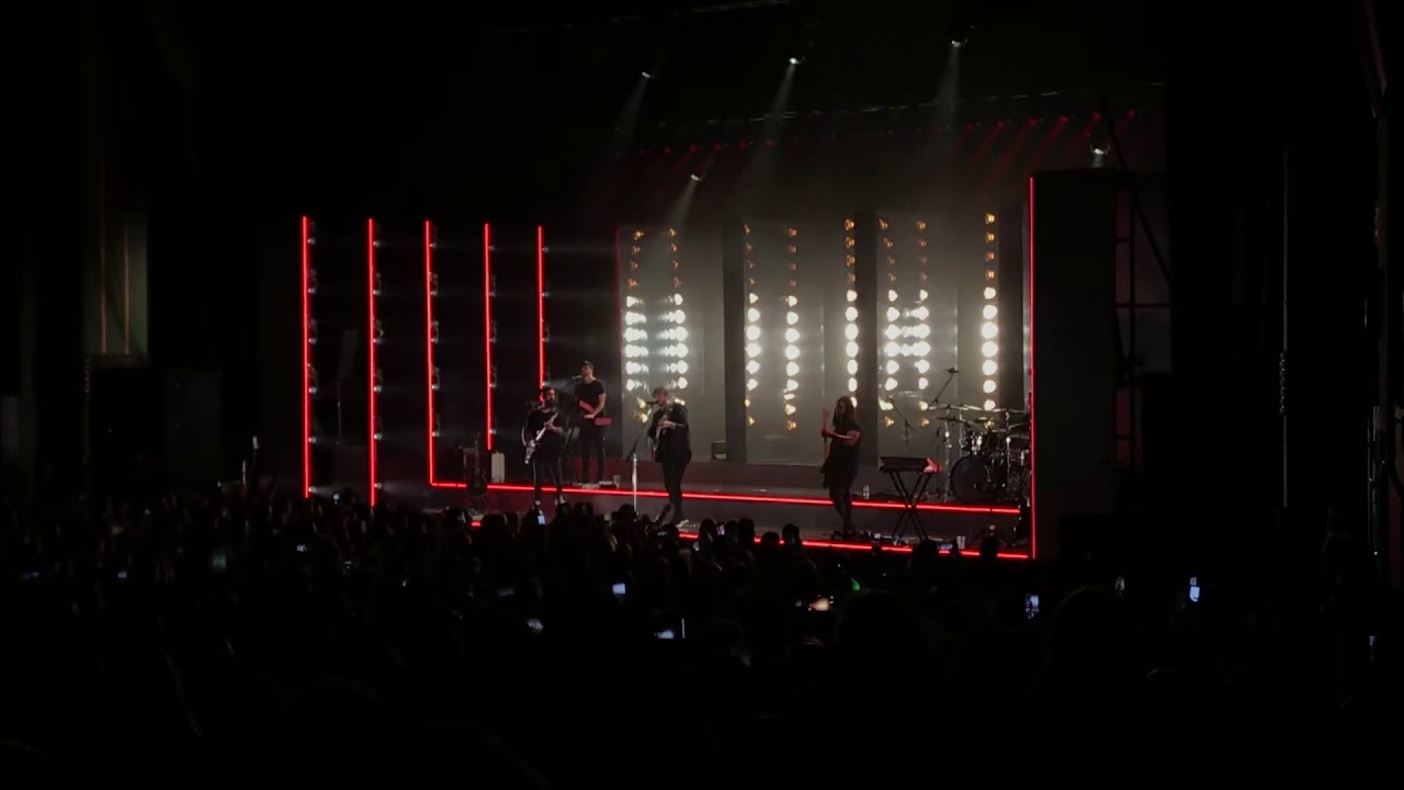 Can I be him - James Arthur live 23 Oct 2019