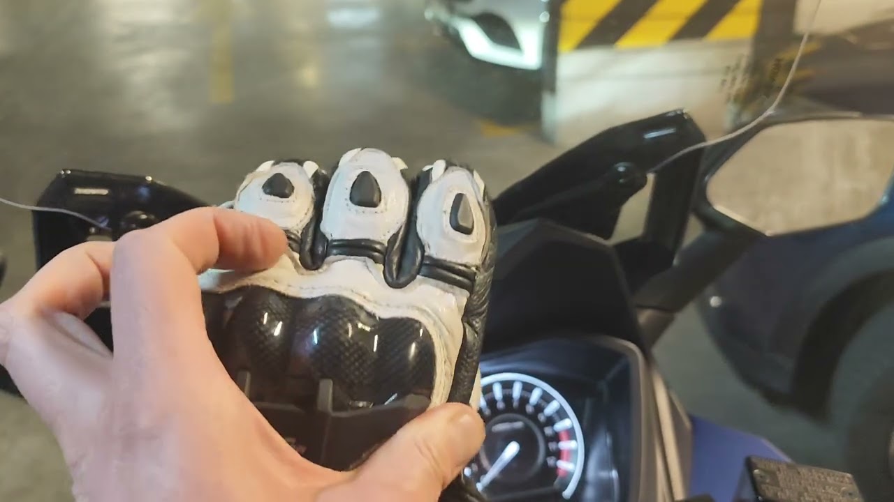 Trochę o manetkach ogólnie Honda Forza 125