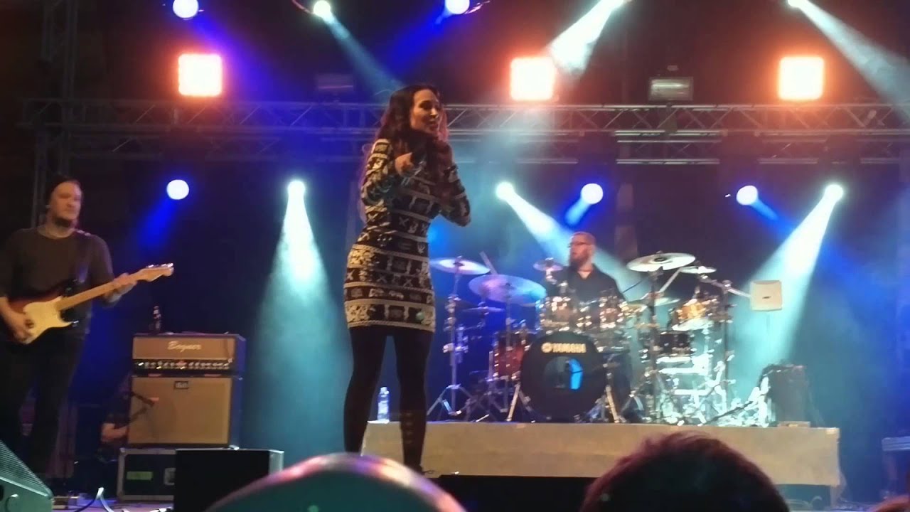 Janna - Sä et ole hullu (Pikkujoulu Piknik 2014 Oulu)