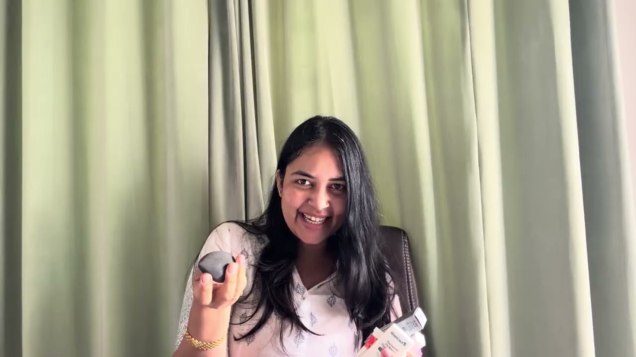 What’s in my makeup pouch☺️ || makeup ||
