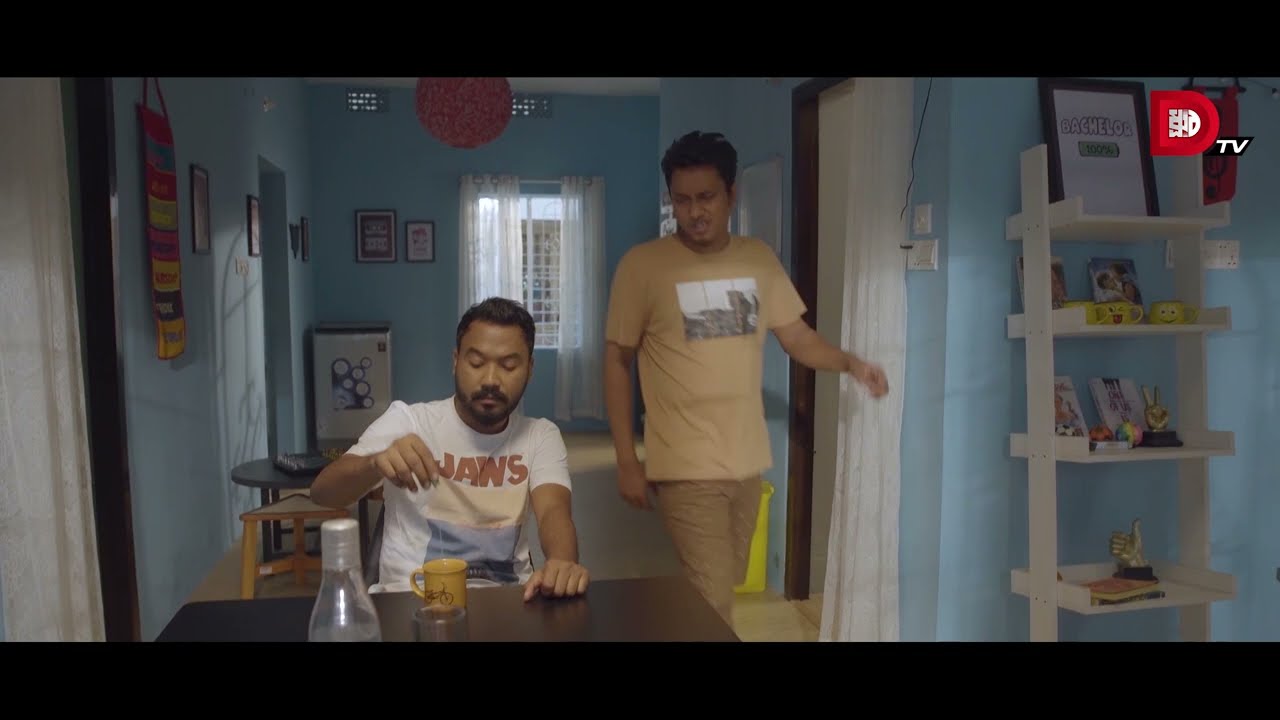 রোকেয়াকে  নিয়ে উল্টা পাল্টা কথা বলে কাবিলার হাতের চড় খেয়ে শিমুলের গাল লাল