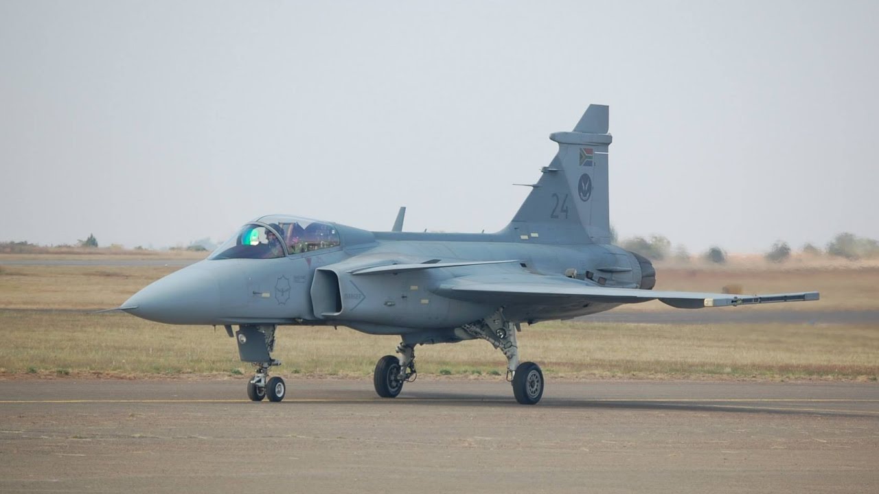 SAAF JAS-39 Gripen - SAAF Museum Air Show 2nd Display