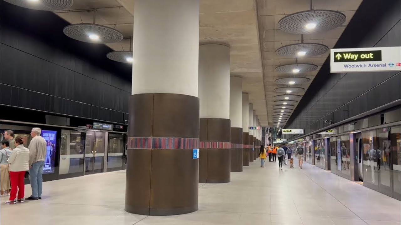 Woolwich Station: A Pain in the Arsenal