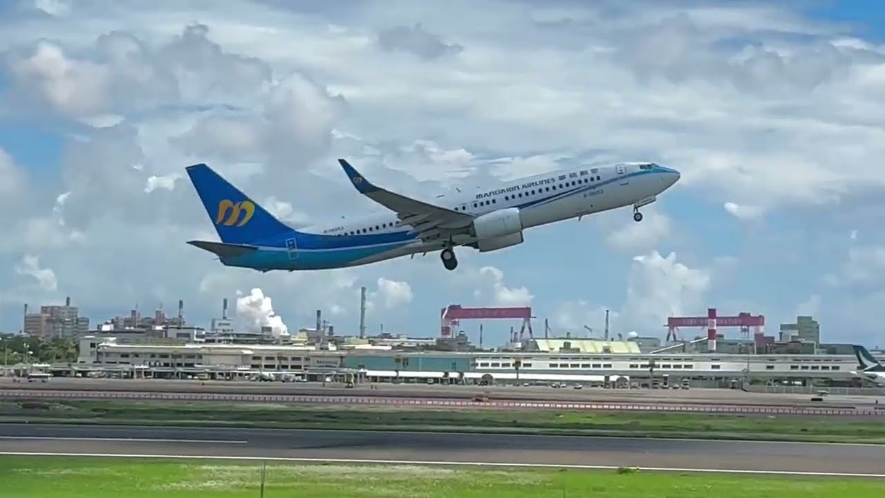 20250607 高雄小港國際機場起降