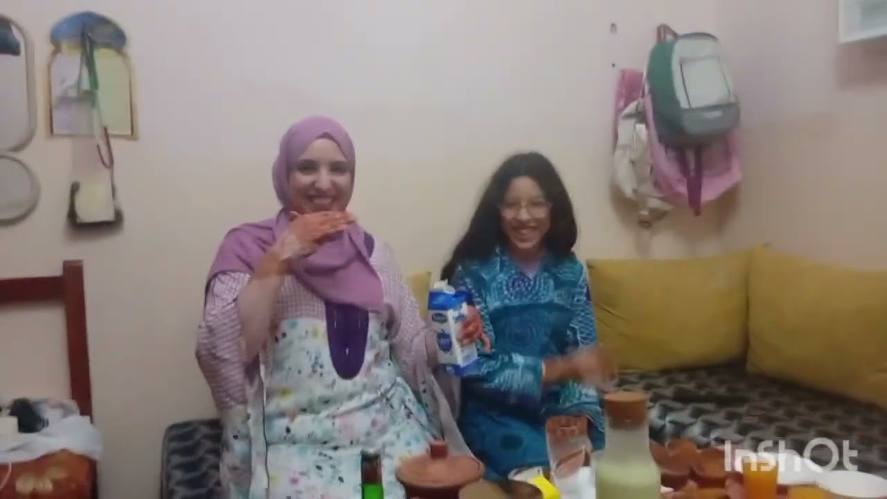 احتفلنا باول صيام يوم كامل ديال مروة 😍 مع الافطار وقع العجب والكوميديا مع المشاغب علاء 😂😱