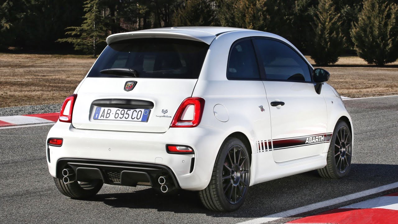 New 2022 Abarth 695 Competizione Pack | Driving, Sound, Exterior & Interior Details