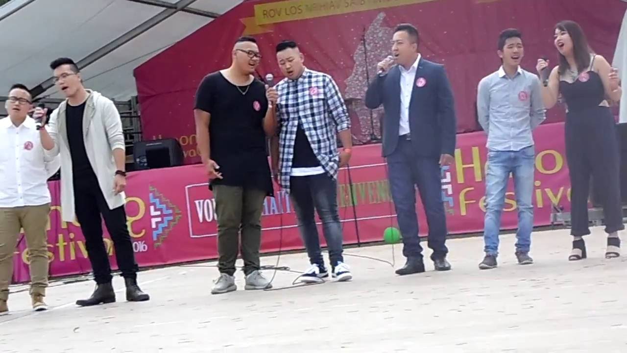 L'Envie d'Aimer interpreter pas les particpants de Hmong Voice 2016 in France