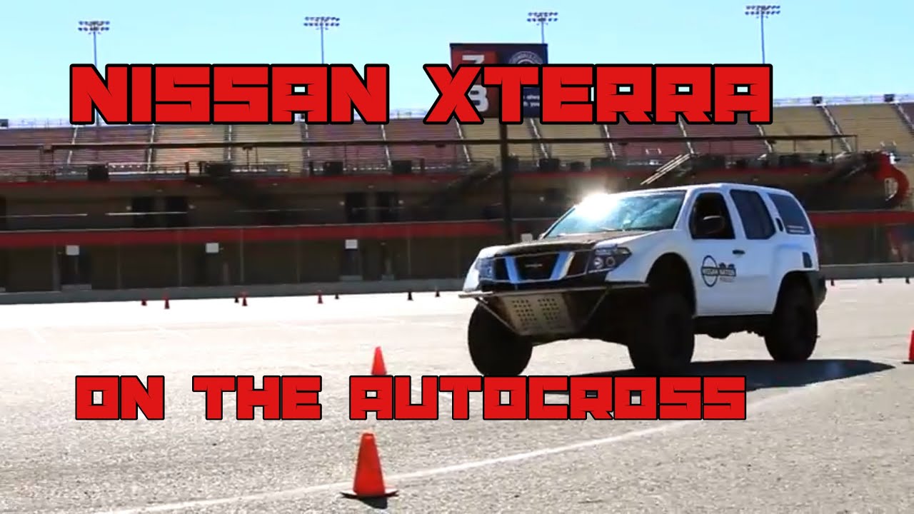 Nissan Xterra on the Nissfest 2015 Autocross track