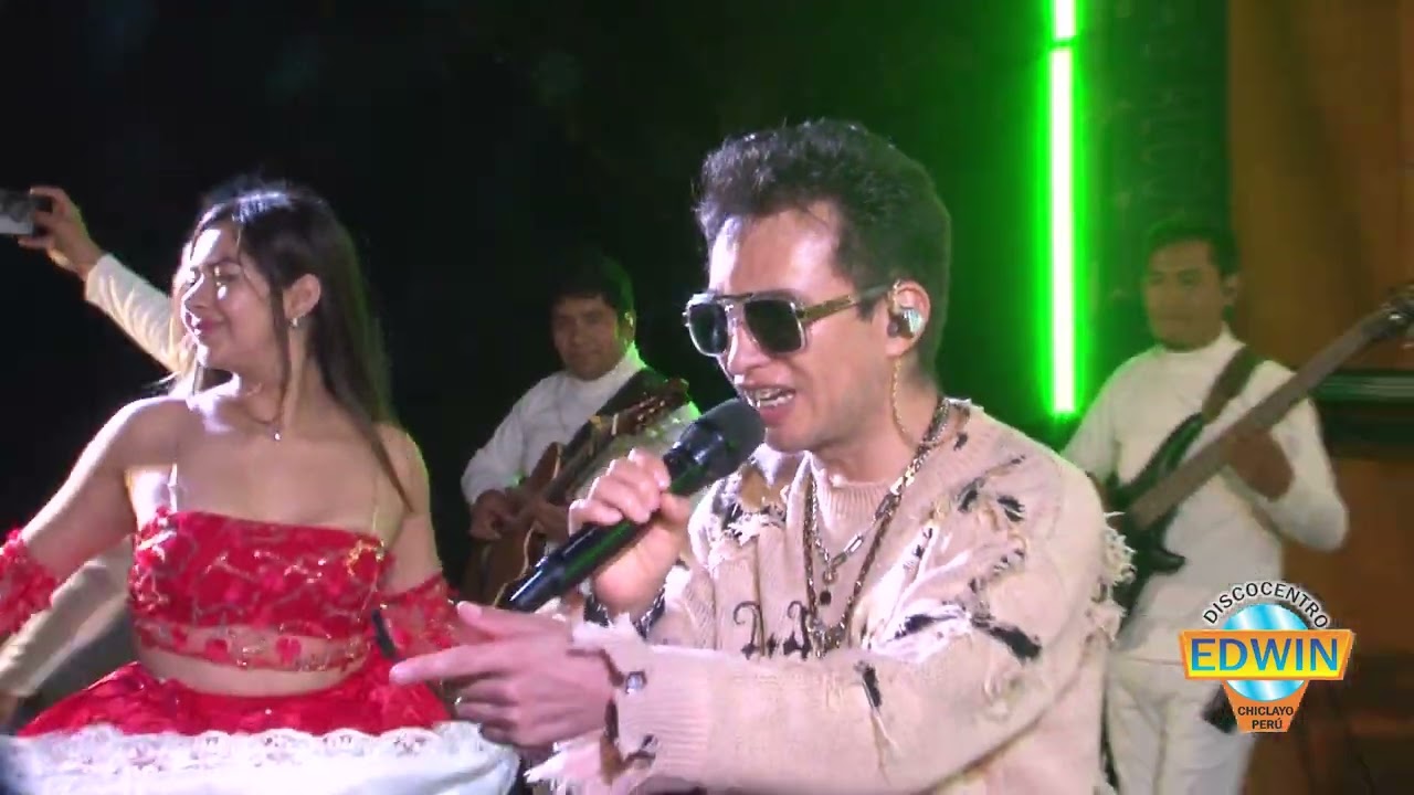Yuber Adams - NIÑA SERRANITA   - ( EN VIVO ) CHICLAYO ( Feria pomalca )