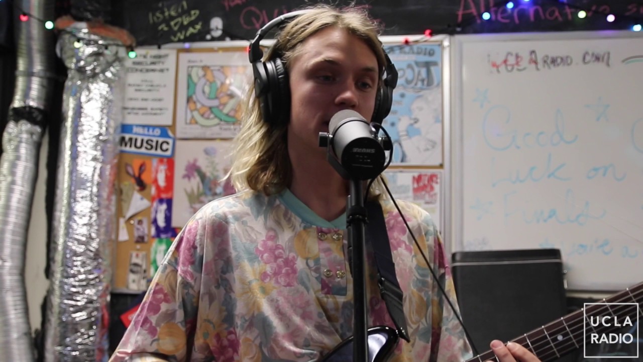 Hot Flash Heat Wave - Raindrop (Live on UCLA Radio)