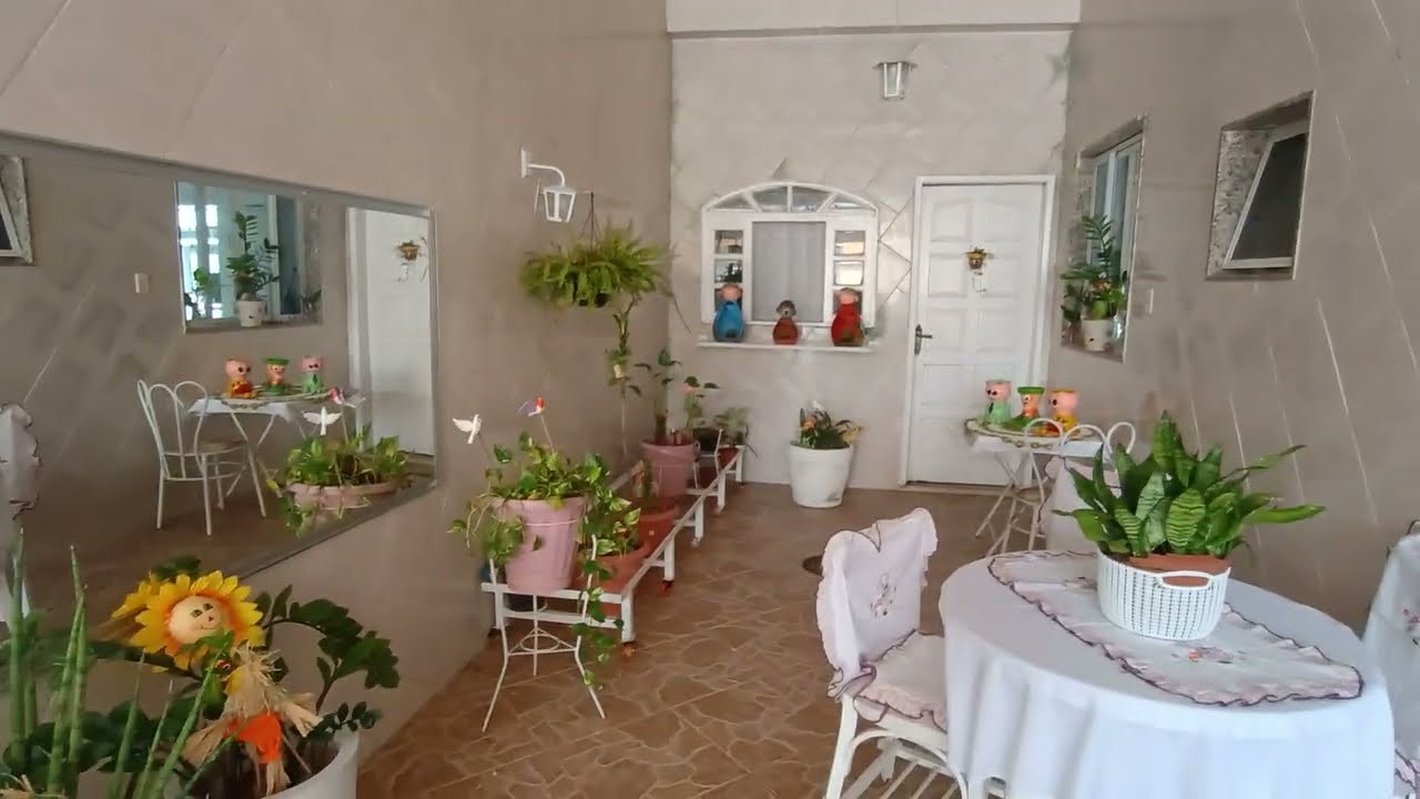 Casa de esquina em área comercial | Nilópolis 