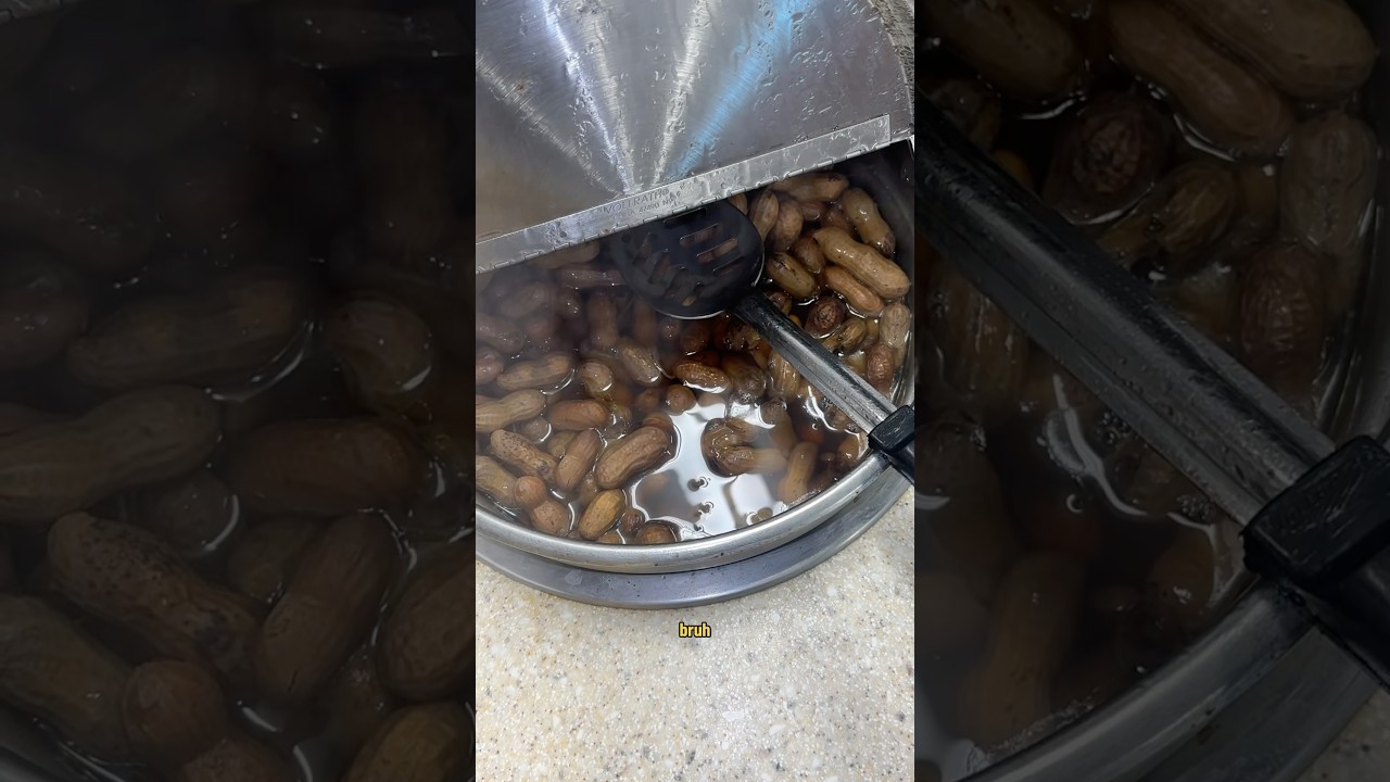 Trying Boiled Peanuts in Georgia!
