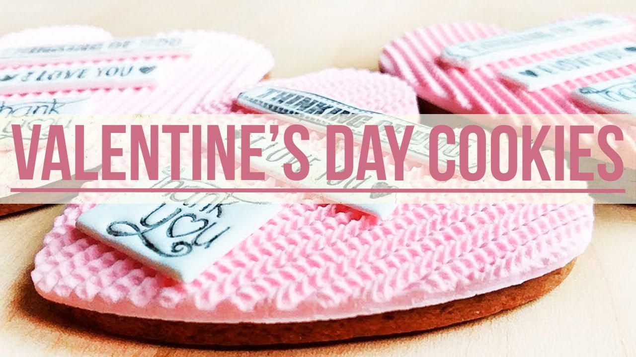 #valentinesdaycookies #decorationidea Valentine's Day Cookies Decoration Idea
