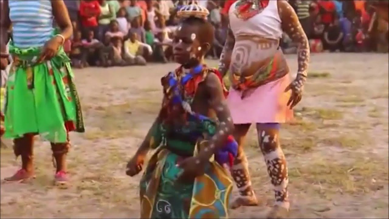 Mama lena | Charles Likumbi (video mix).