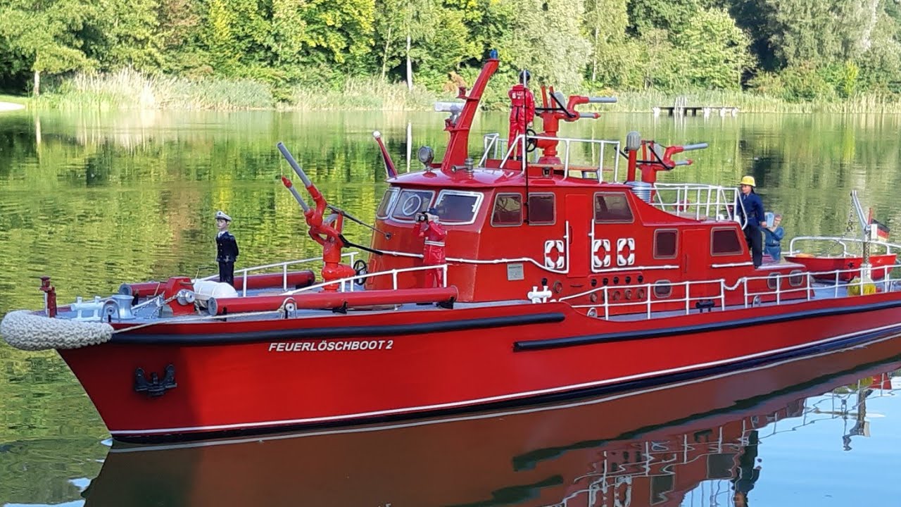RC Modellboot Robbe Feuerlöschboot 2 Düsseldorf