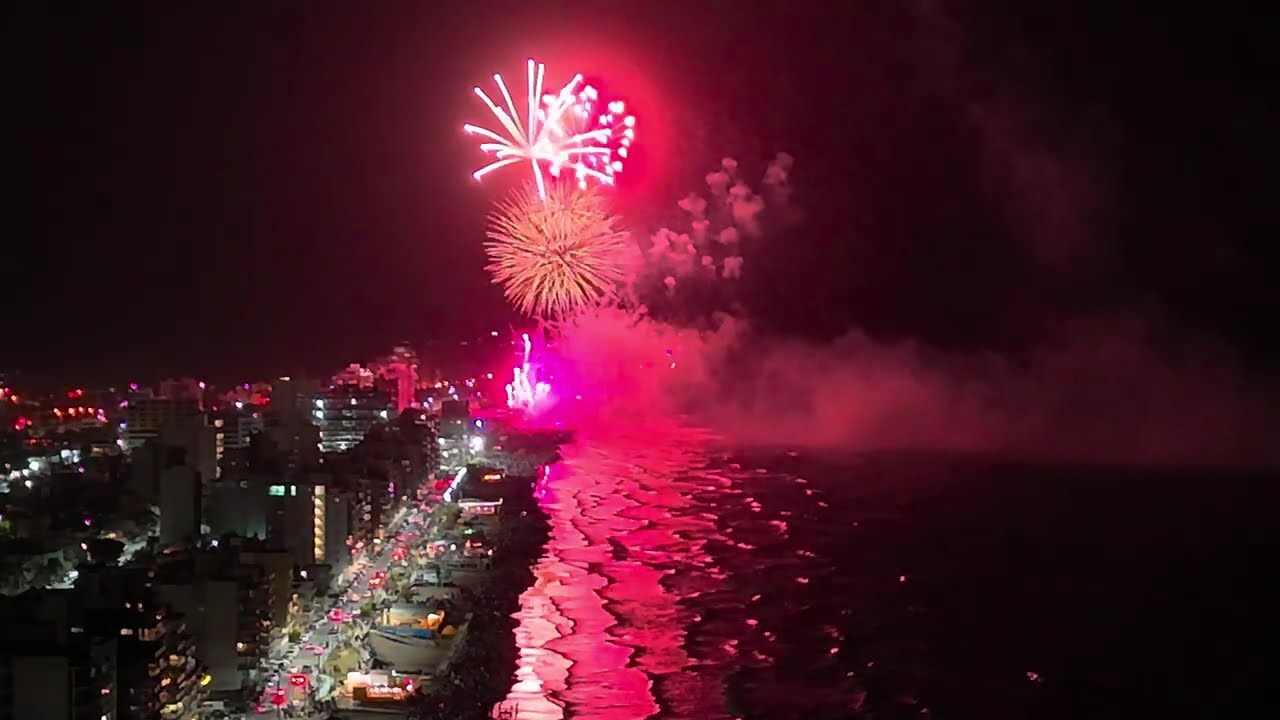 A&ntilde;o Nuevo en Monte Hermoso | Fuegos Artificiales desde la Playa