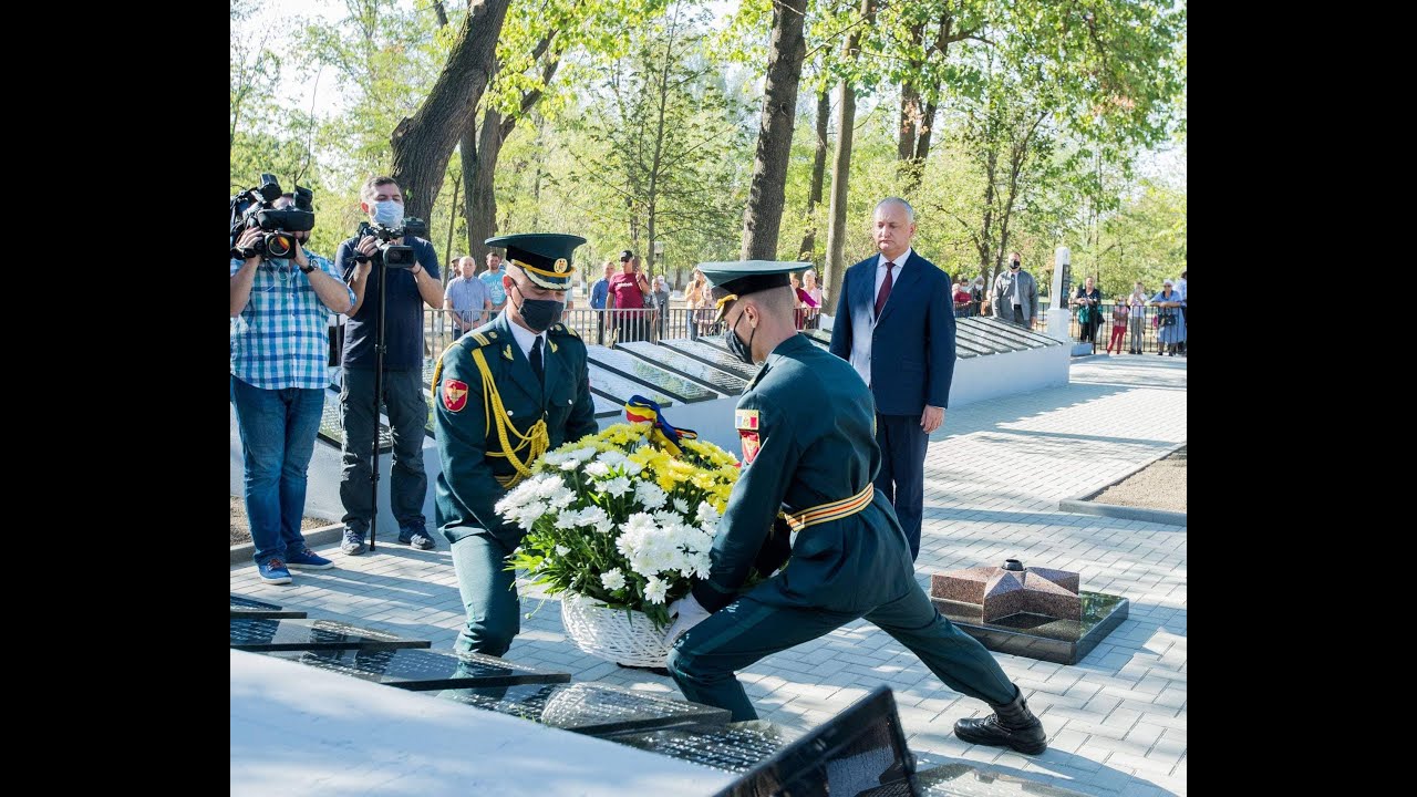Festivitatea de deschidere a Complexului militar renovat  din satul Sculeni, raionul Ungheni