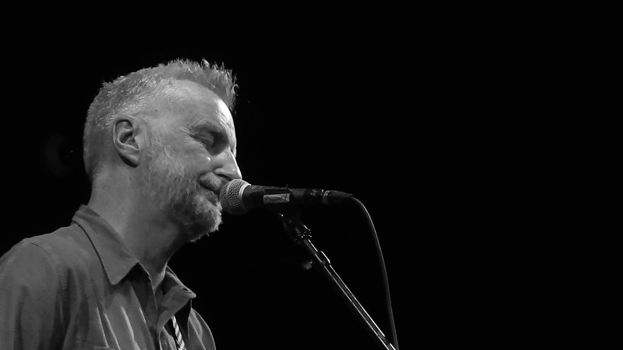 MUST I PAINT YOU A PICTURE - BILLY BRAGG live@Bowery Ballroom NYC 28-9-19