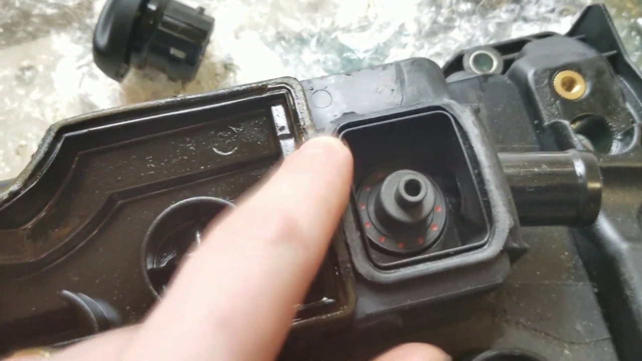 Mini Cooper S R56 N14 PCV Valve Cover Fix (for non-genuine)