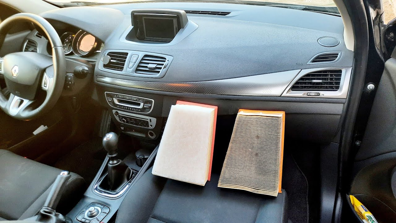 Renault megane 3 change air filter at salon / filter polen