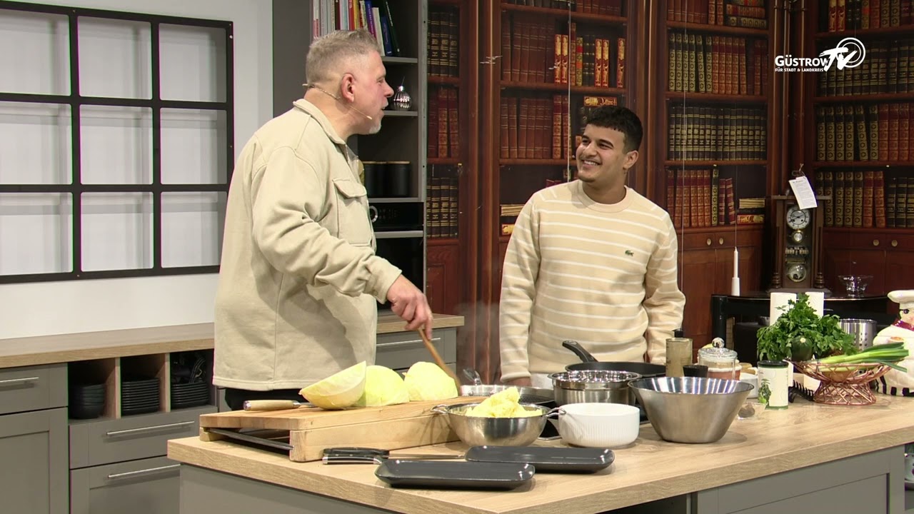 Mit Charme & Schürze: Ansh Kumar, uniochef vom „Bella Italia“ in Güstrow. Italienisch-Indische Küche