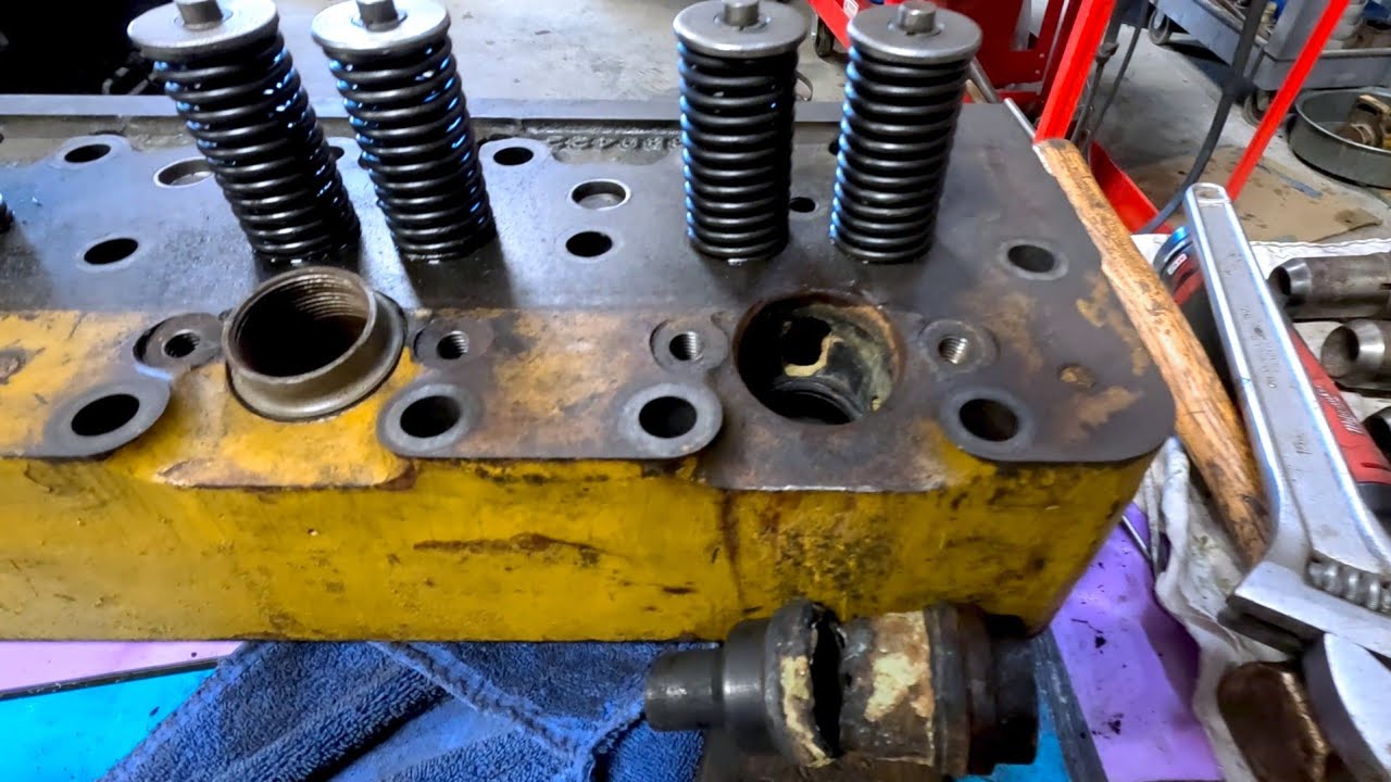 Pre-Combustion chamber replacement removal diesel engine head 1939 Caterpillar D4 4G9986 Episode #77