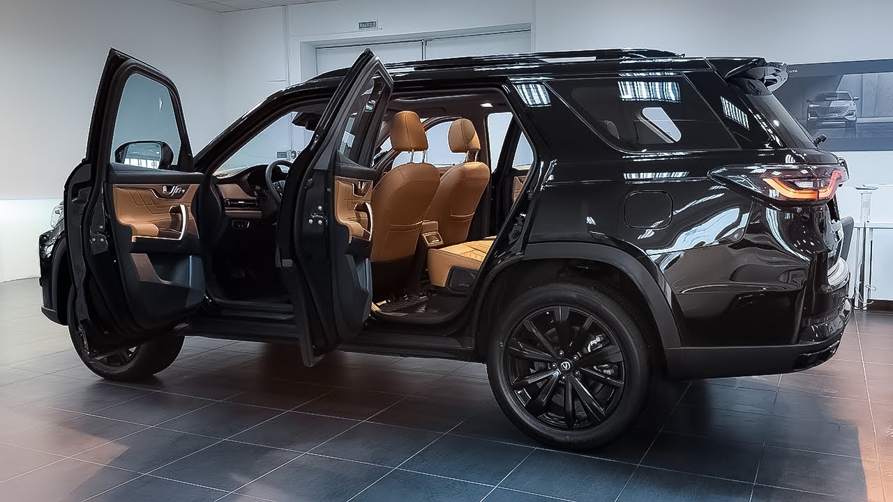 2025 Changan CS95 - Visual overview of the exterior and interior