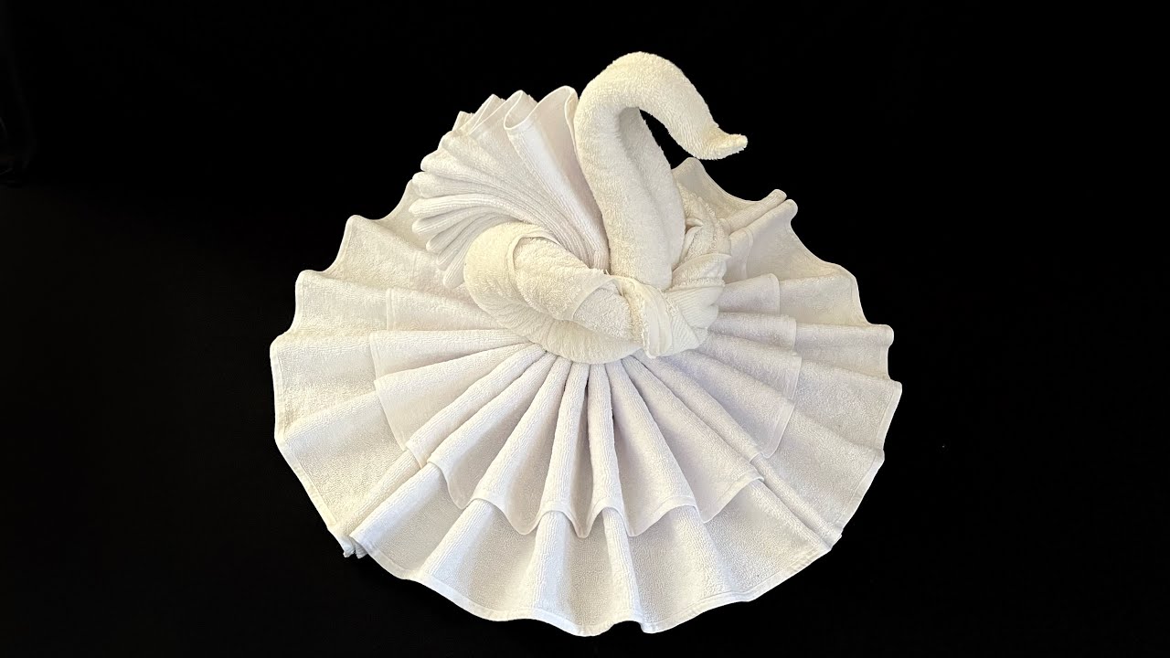 TOWEL FOLDING SWAN EASY TUTORIAL - TOWEL ART/TOWEL ORIGAMI