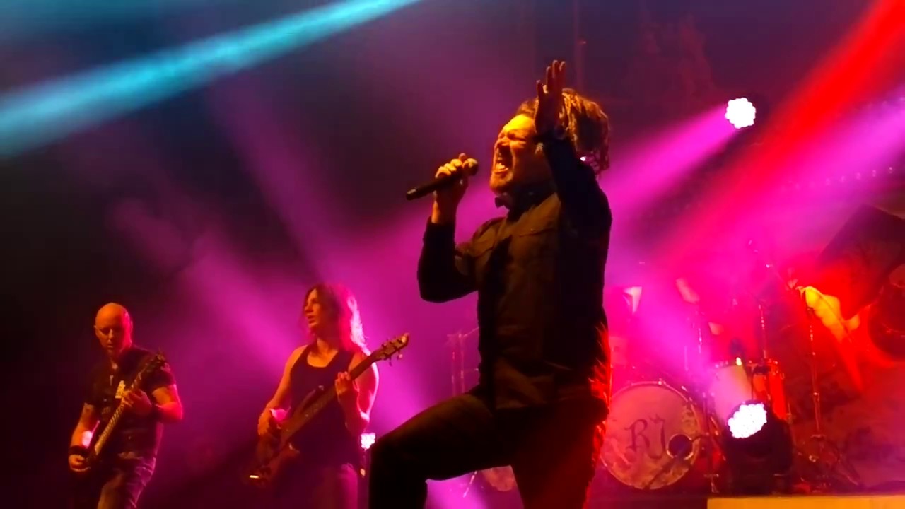 Ville Tuomi - Sydämeeni Joulun Teen, Live