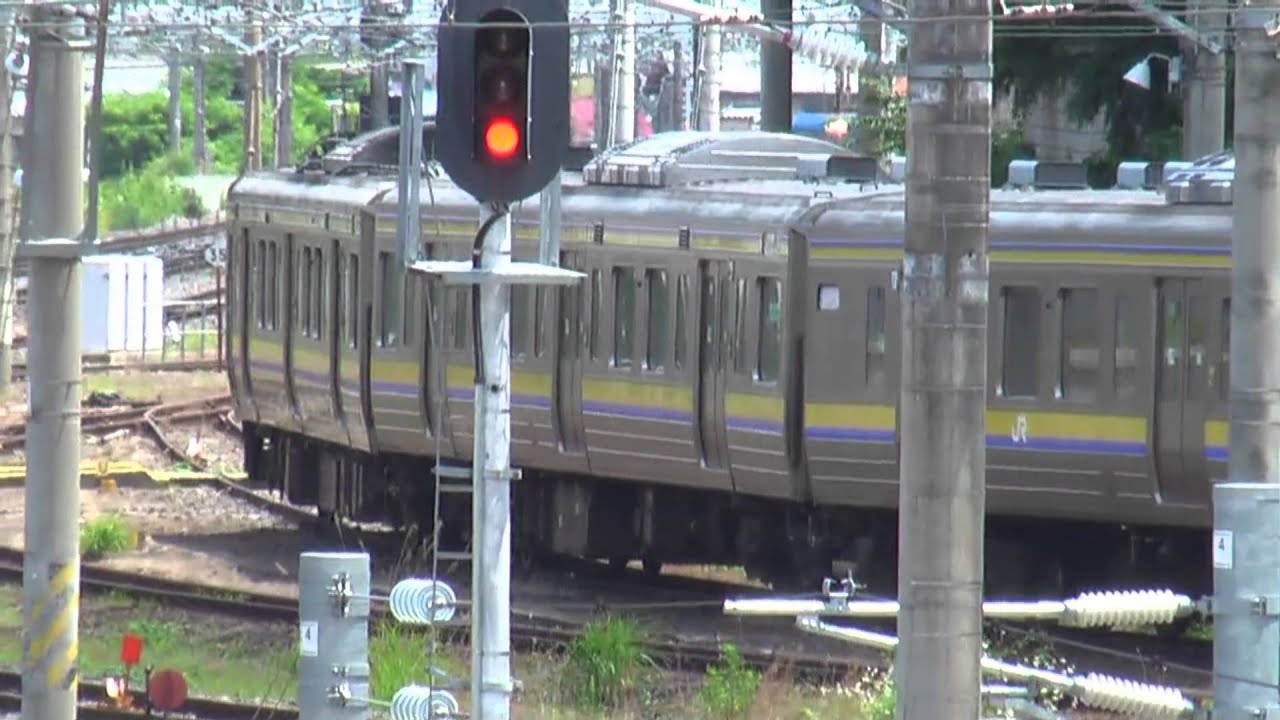 【塩尻大門デルタ線　東西連絡線のカーブ区間で留置されてる２１１系】